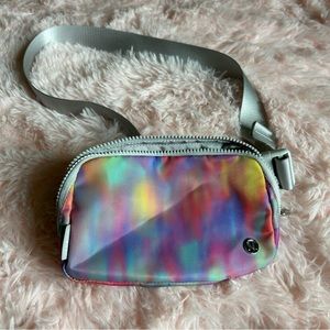 Lululemon belt bag